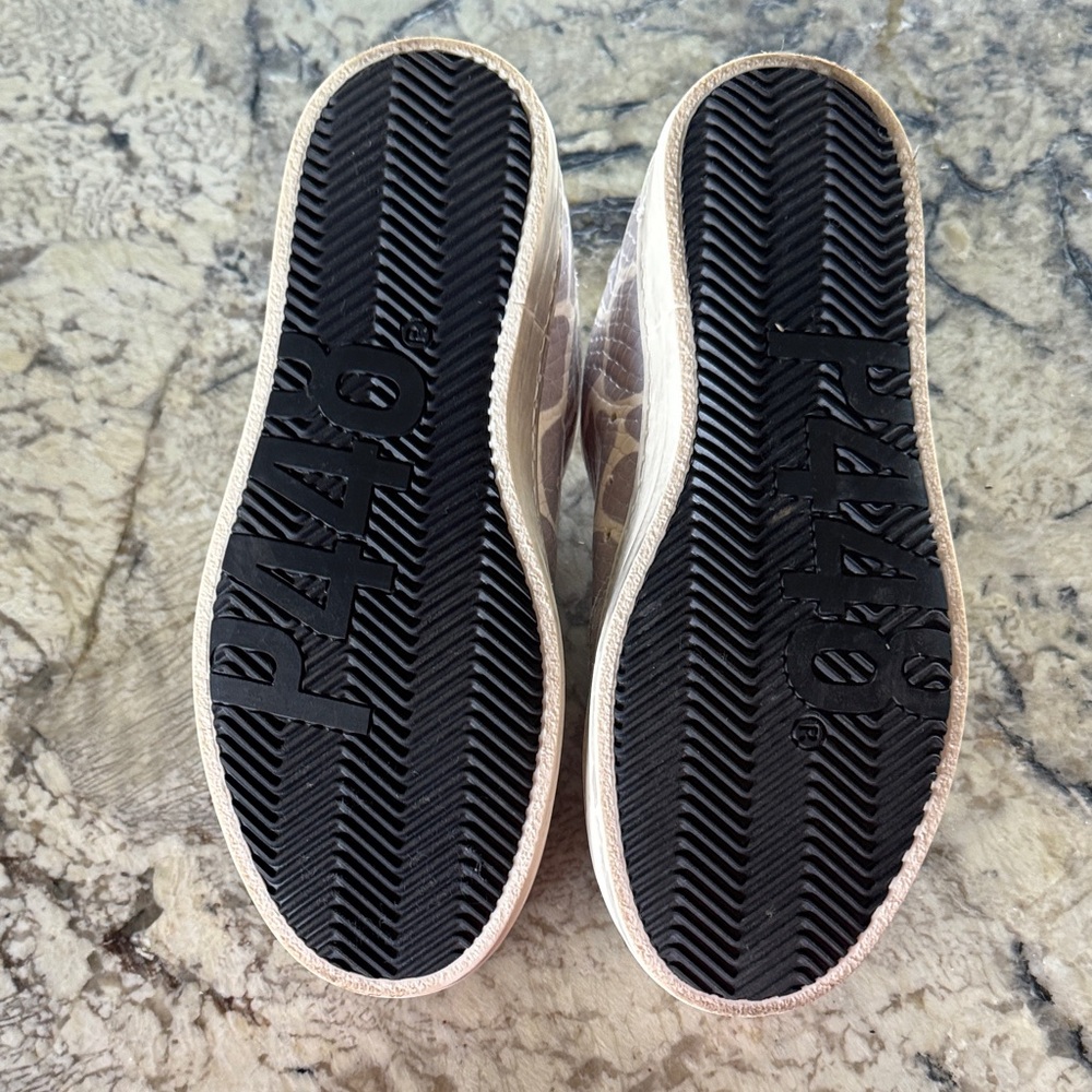 P448 Gray and Cream Athletic Shoes - Picture 3 of 5